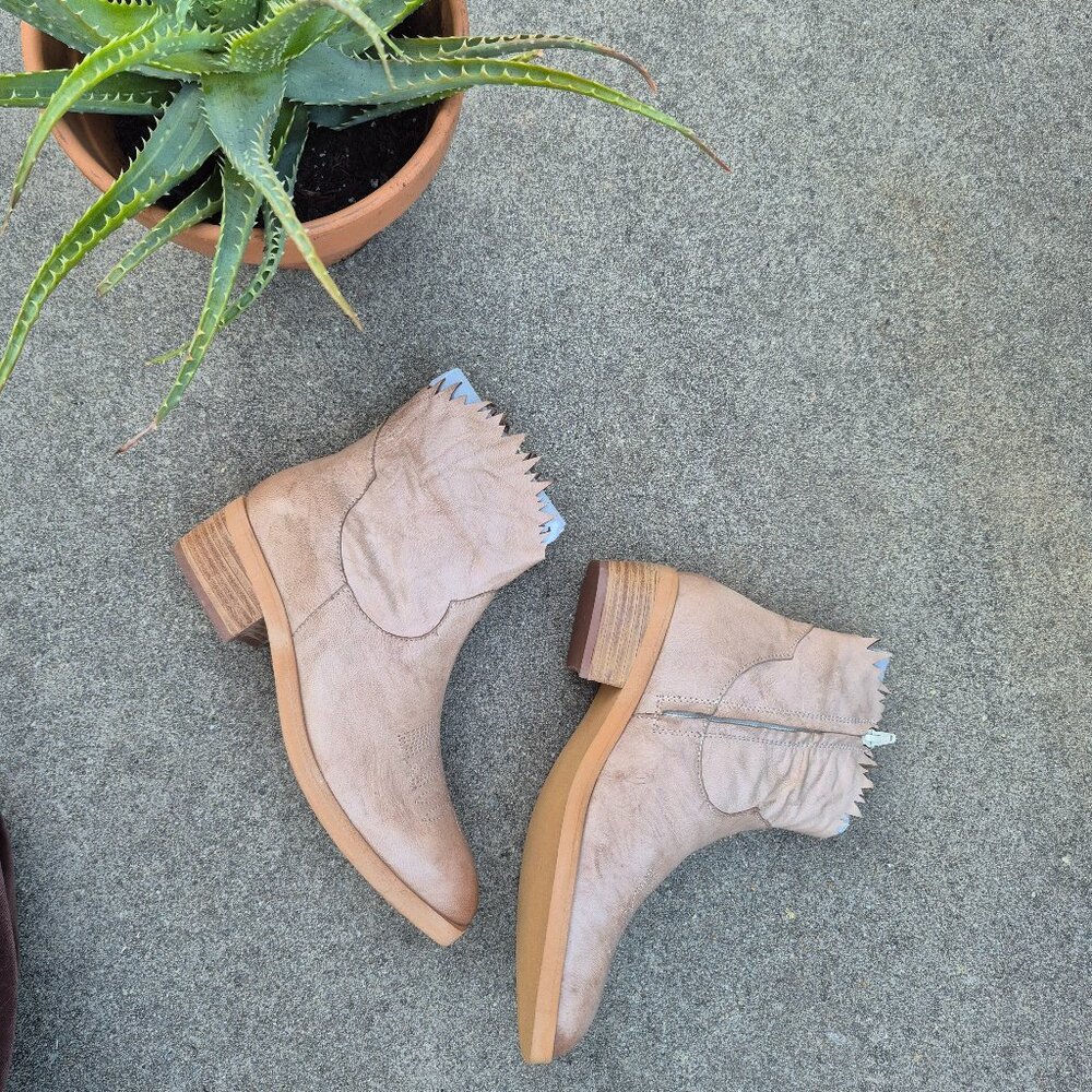 New NIB BED STU ROAN Leather Ankle Bootie Flame Edged Size 7.5 Southwestern Boho - Picture 9 of 16